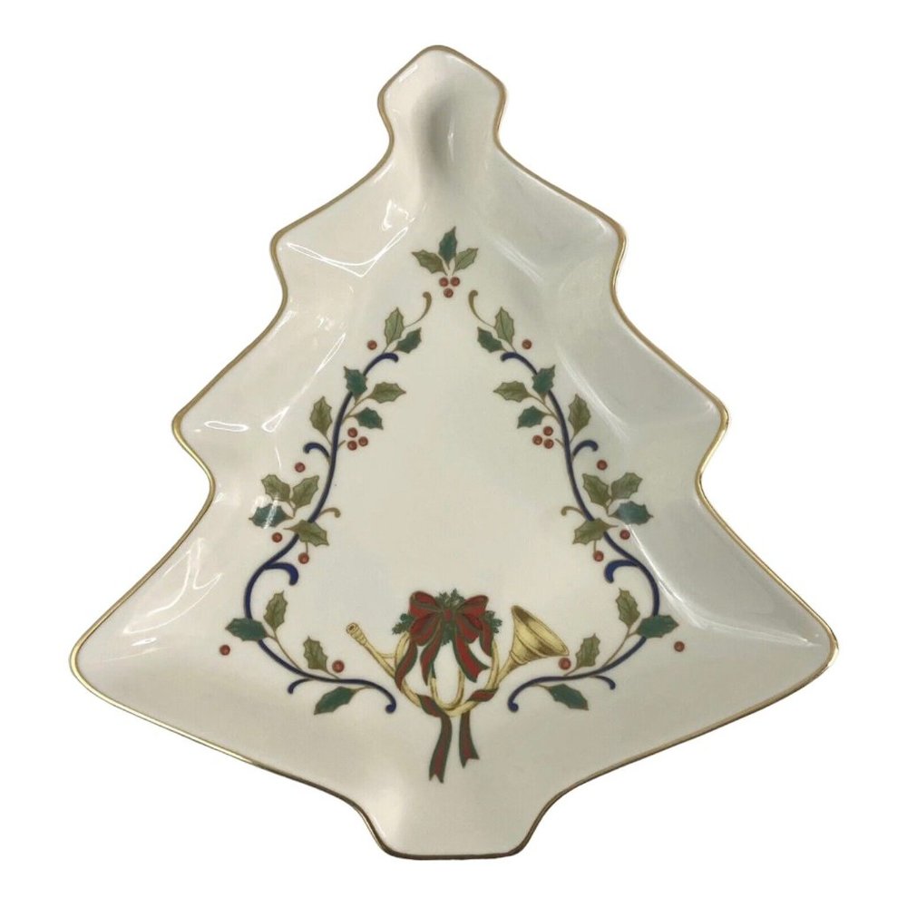 Mikasa Holiday Elegance Christmas Tree Shaped Candy Nut Trinket Dish Fine China